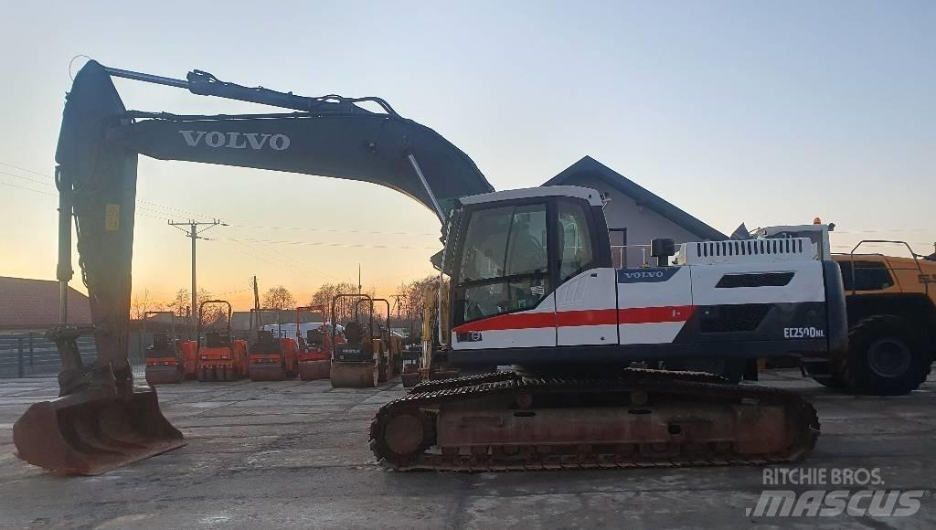 Volvo EC 250 D N L Telakaivukoneet