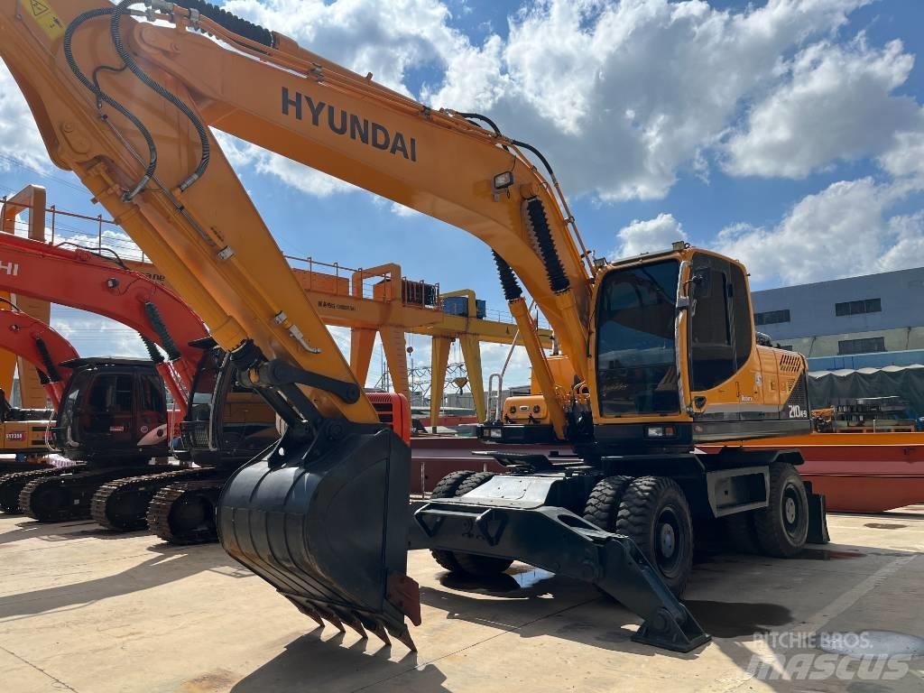 Hyundai R210W Pyöräkaivukoneet
