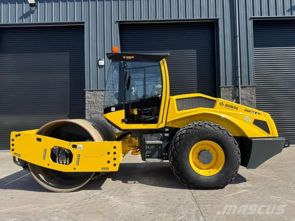 Bomag BW 213 D H-2 Yksivalssijyrät
