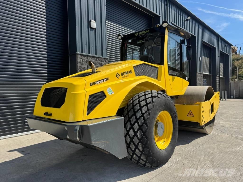 Bomag BW 213 D H-2 Yksivalssijyrät