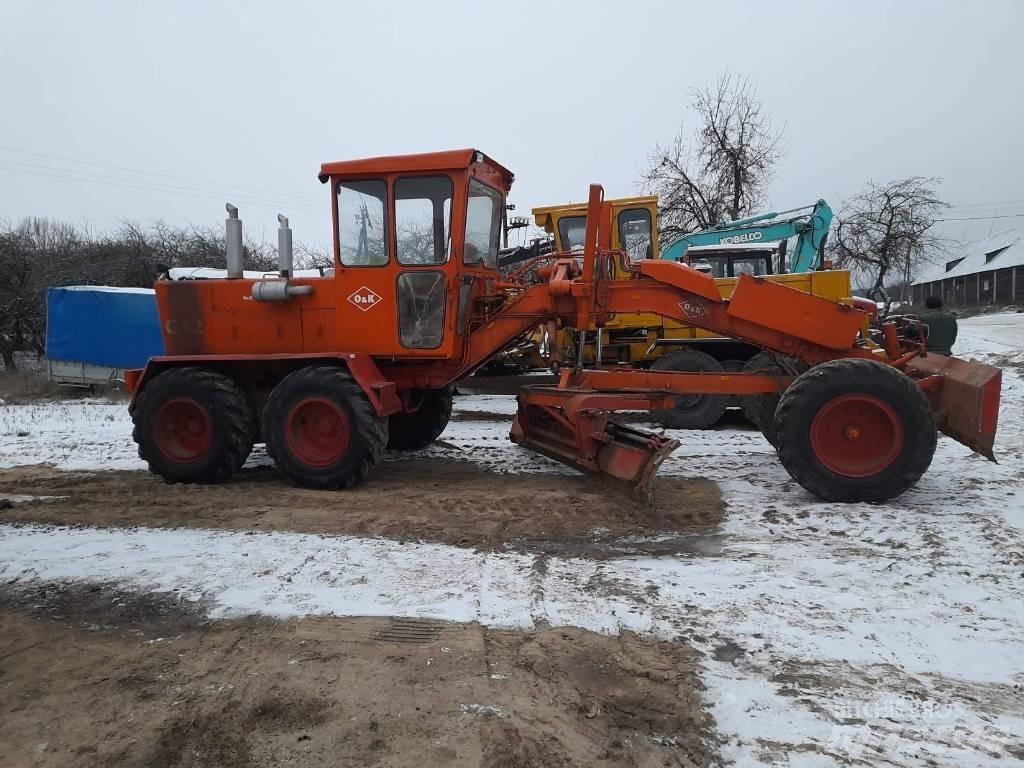O&K G 12 Tiehöylät