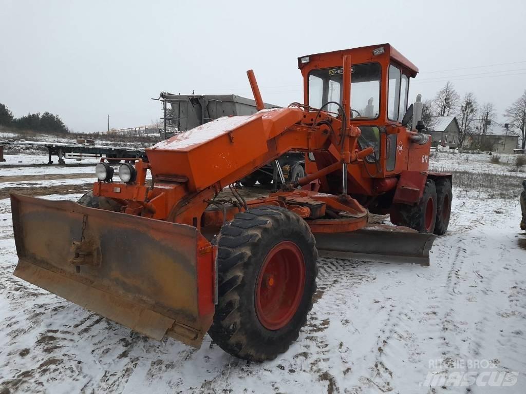 O&K G 12 Tiehöylät