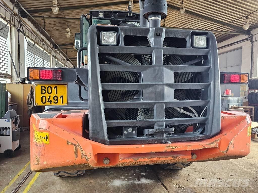 Hitachi ZW180-6 Pyöräkuormaajat