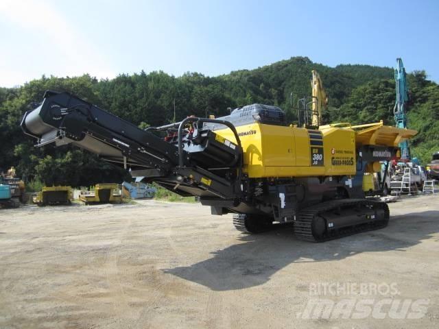 Komatsu BR380JG-3 Mobiilimurskaimet