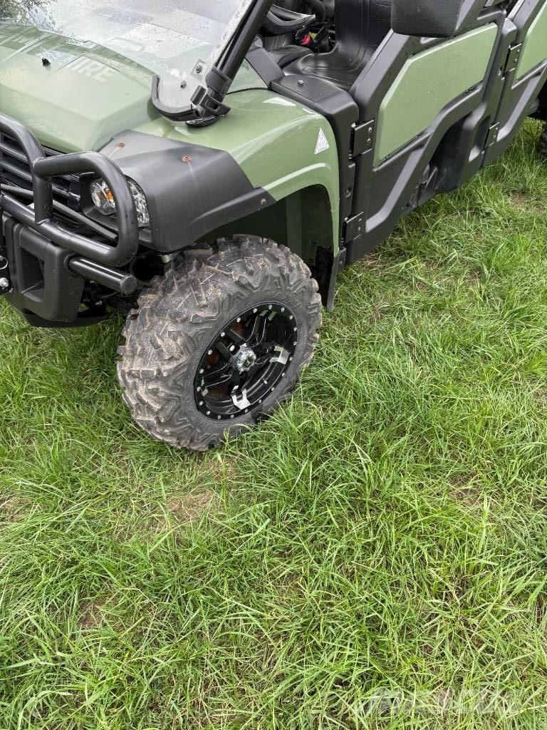 John Deere 855 Taajamakoneet