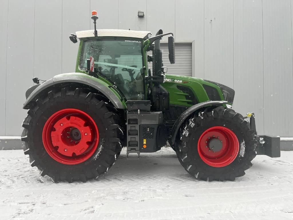 Fendt 828 Traktorit