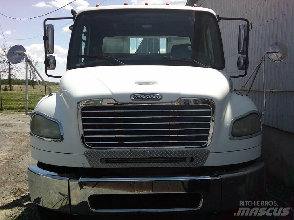 Freightliner M2 Kuorma-autoalustat