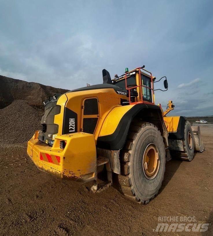 Volvo L 220 H Pyöräkuormaajat