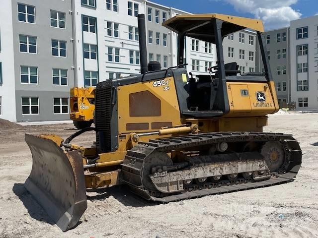 DEERE 450J LGP Telaketjupuskutraktorit