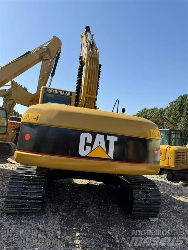 CAT 320 C Telakaivukoneet