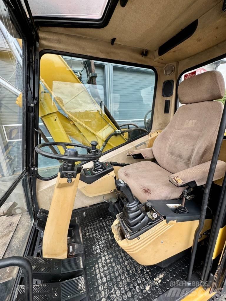 CAT M 315 Pyöräkaivukoneet