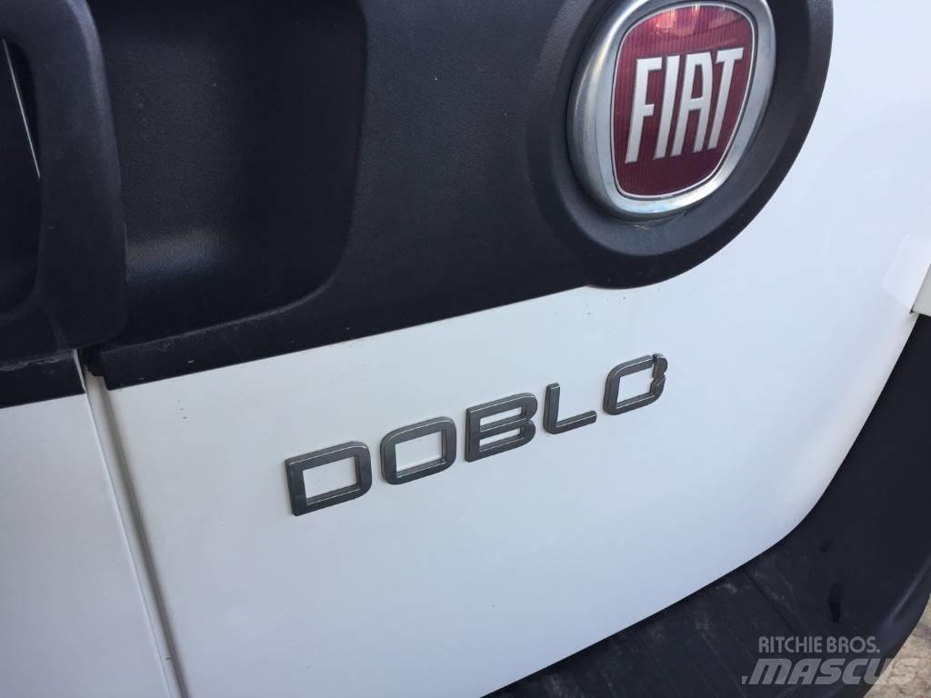 Fiat Doblo Cargo Pakettiautot
