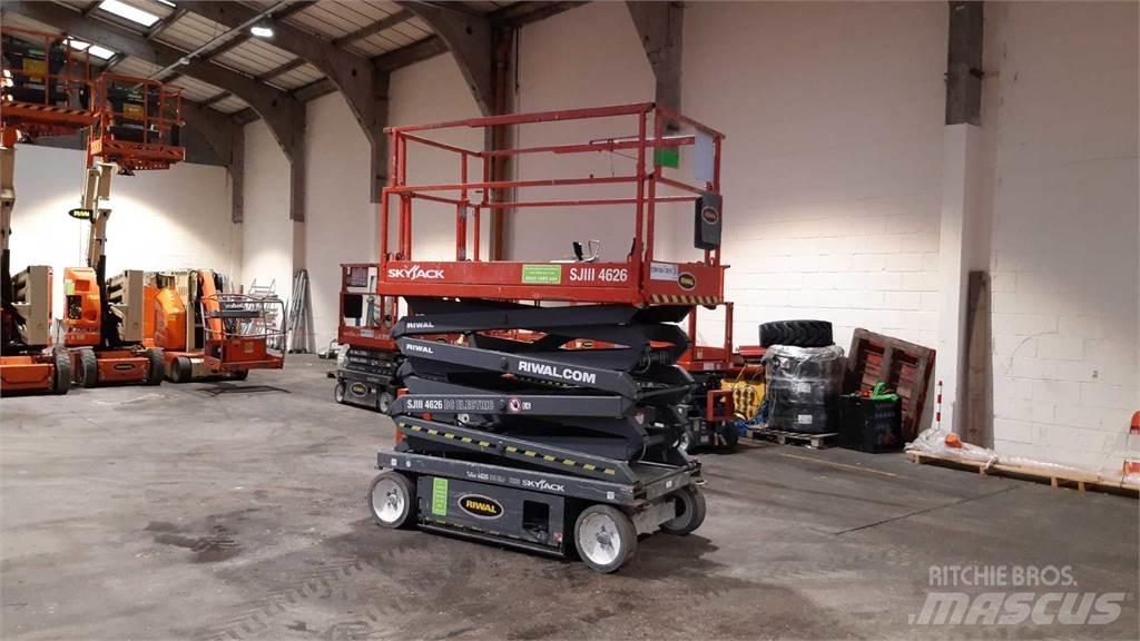 SkyJack SJIII4626 Saksilavat
