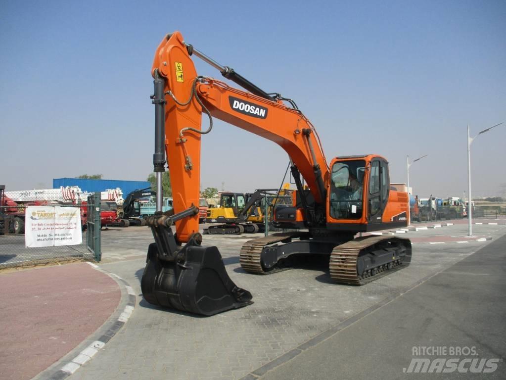Doosan DX 225 LCA Telakaivukoneet