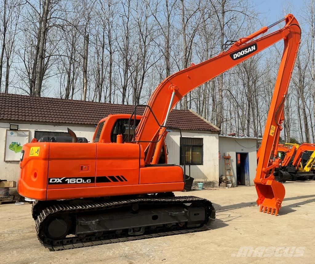 Doosan DX160LC Telakaivukoneet