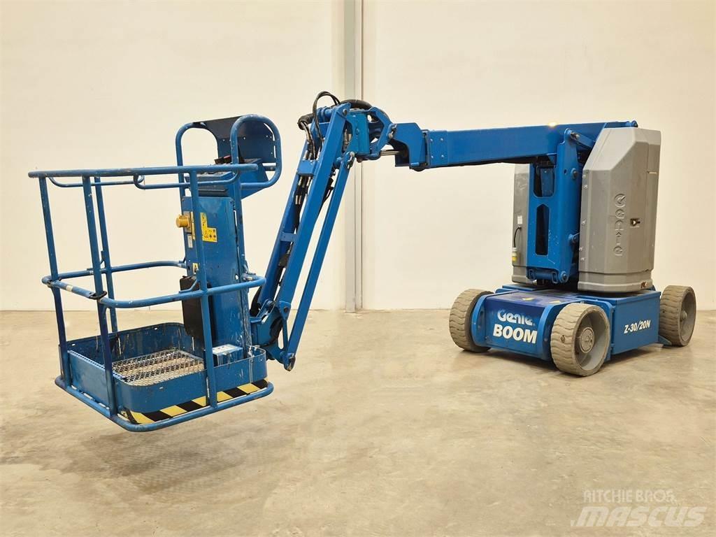 Genie Z30 20NRJ Kuukulkijat