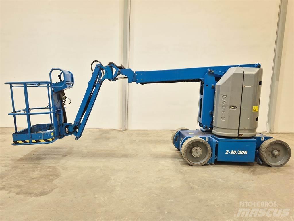 Genie Z30 20NRJ Kuukulkijat