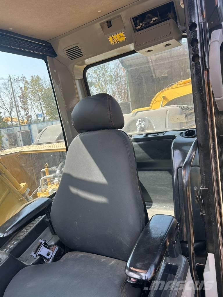 CAT 325 D Midikaivukoneet 7t - 12t