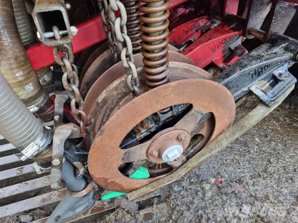 Vredo ZB3 8750 Muut lannoituskoneet ja lisävarusteet