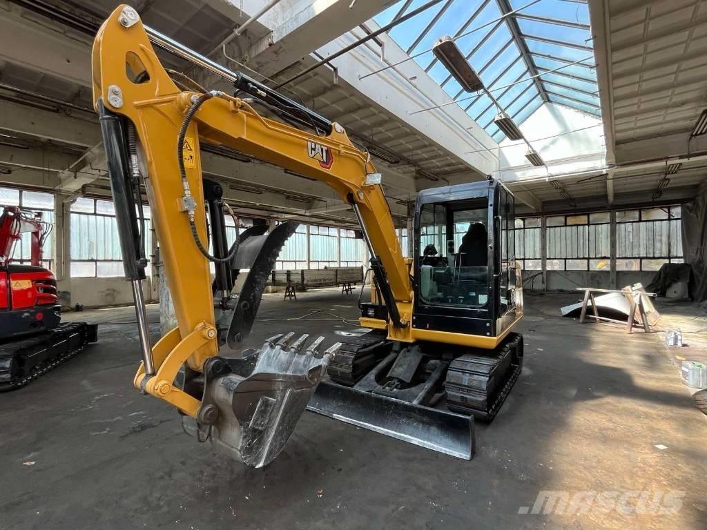 CAT 305.5 E2 Minikaivukoneet < 7t