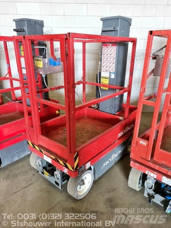 SkyJack SJ12 Muut henkilönosturit