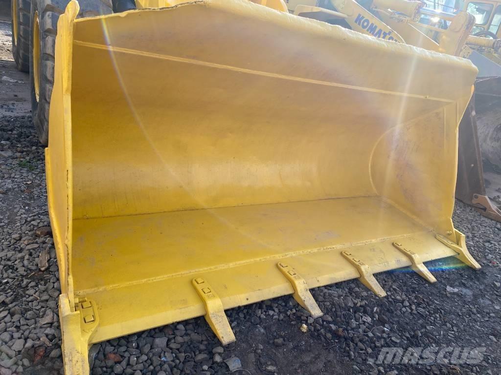 Komatsu WA 320-5 Pyöräkuormaajat