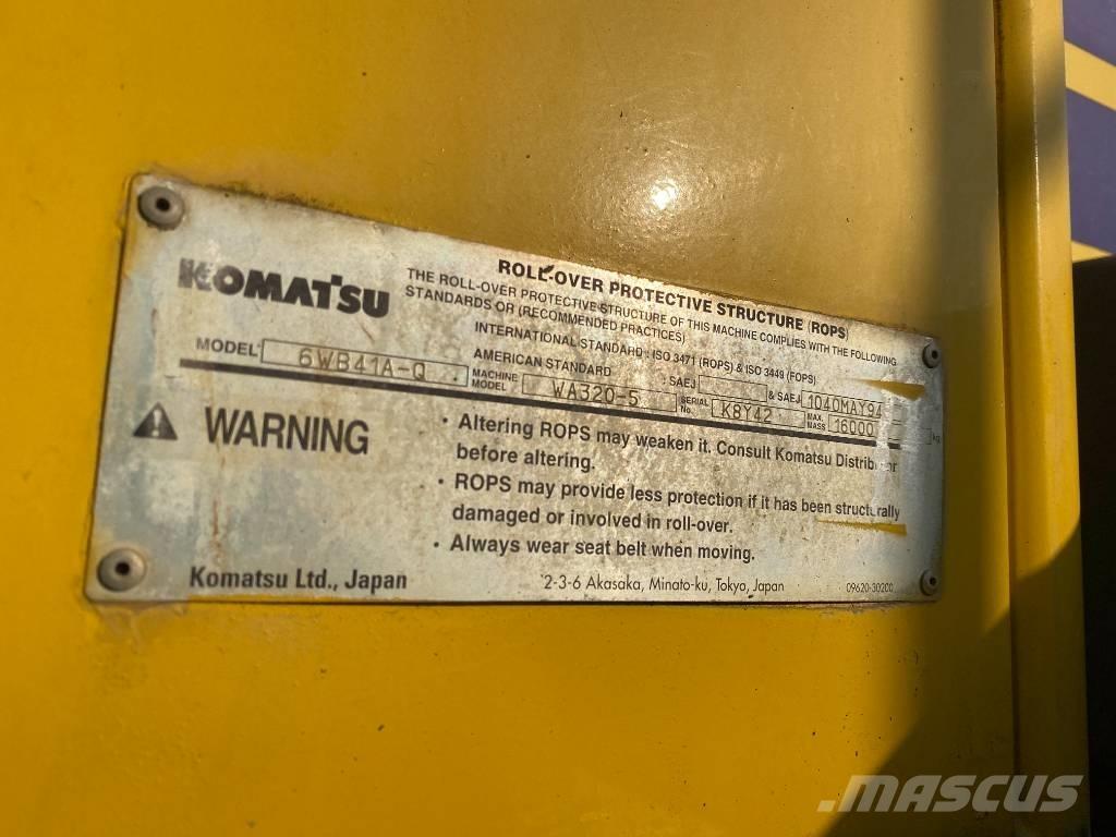 Komatsu WA 320-5 Pyöräkuormaajat