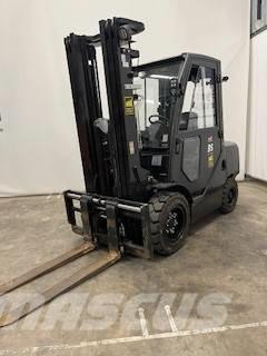 Hangcha CPCD35-XW97F Dieseltrukit