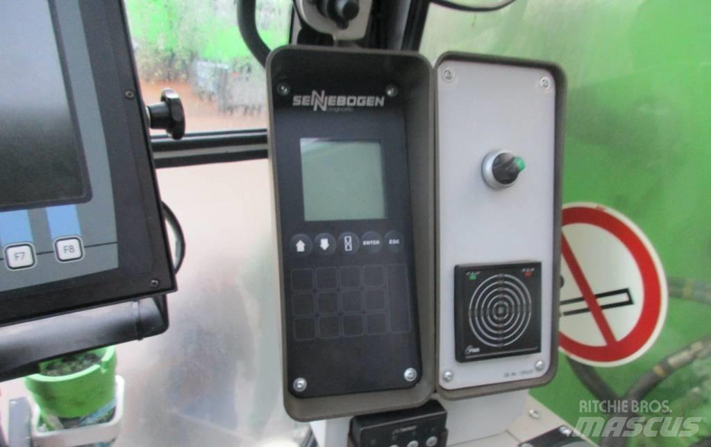 Sennebogen 7700 Tela-alustaiset nosturit