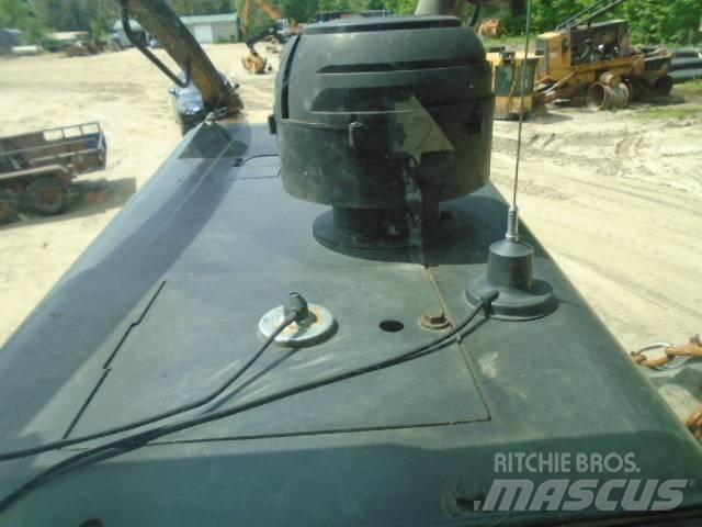 CAT 535 C Juontokoneet
