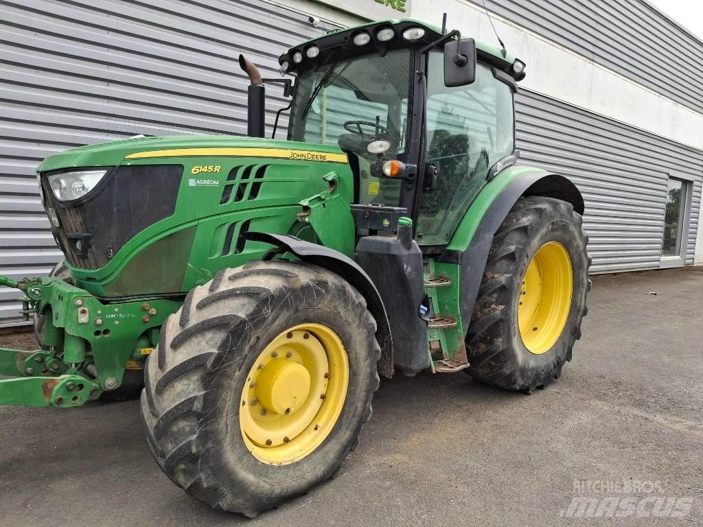 John Deere 6145 R Traktorit