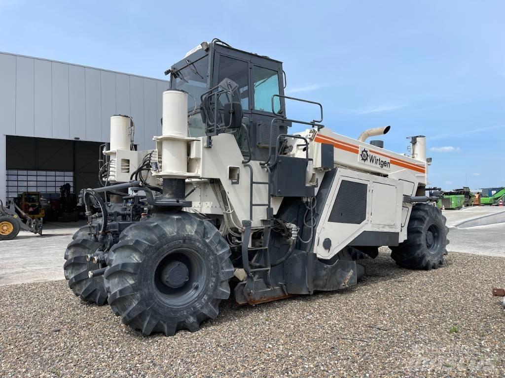 Wirtgen WR2500 Asfaltin uusiokäyttölaitteet
