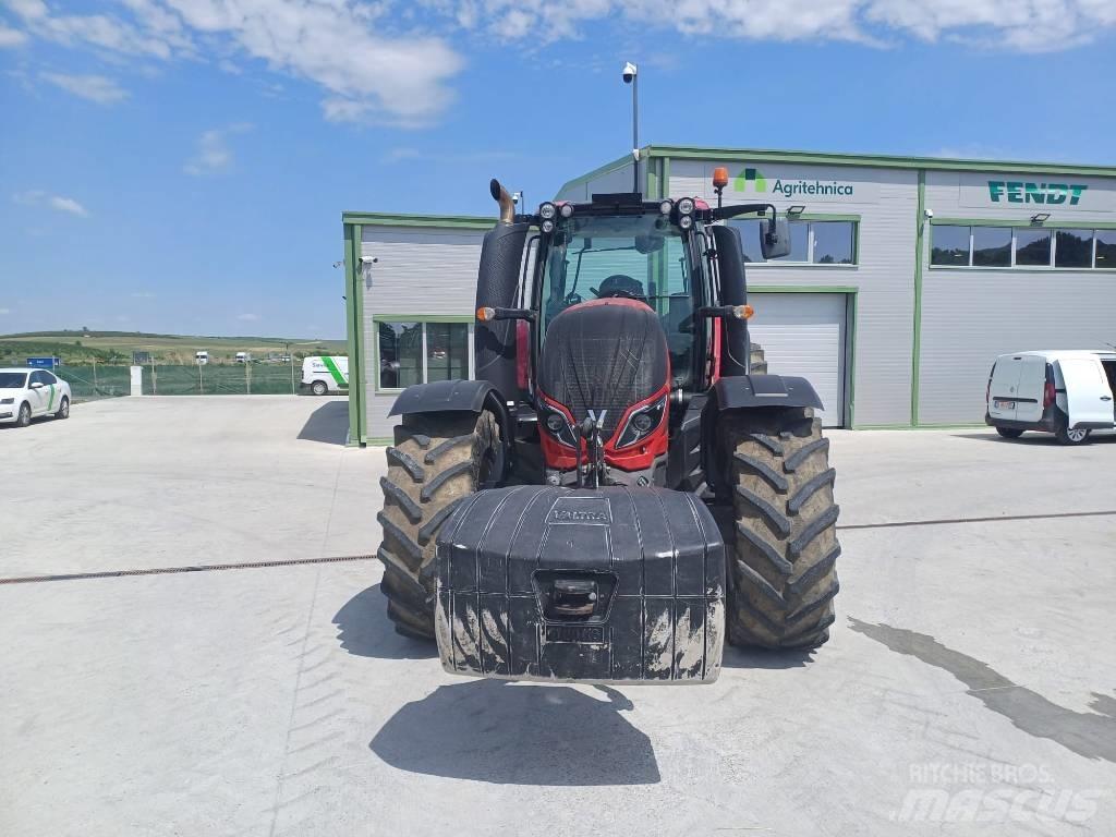 Valtra T 234 Traktorit