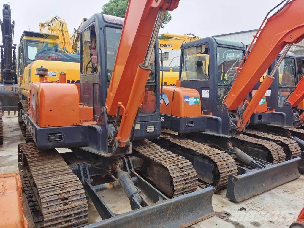 Doosan DH 55 Minikaivukoneet < 7t