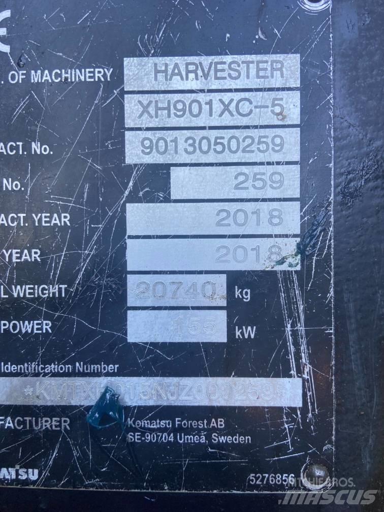 Komatsu 901XC Harvesterit