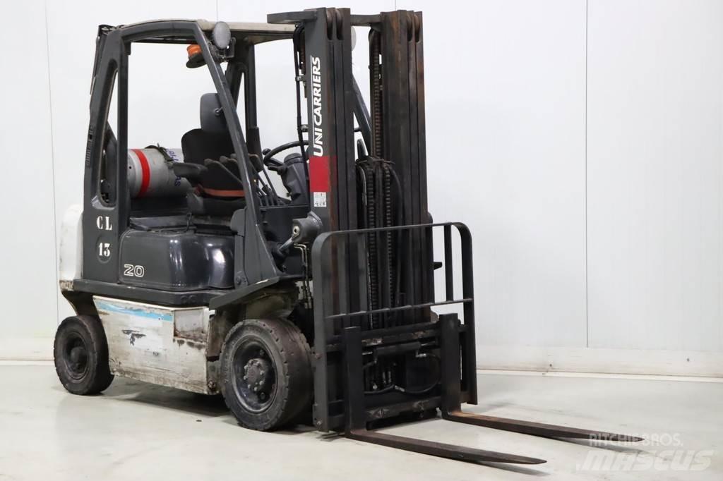 Nissan U1D2A20LQ Nestekaasutrukit