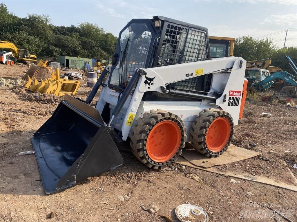 Bobcat S 300 Liukuohjatut kuormaajat