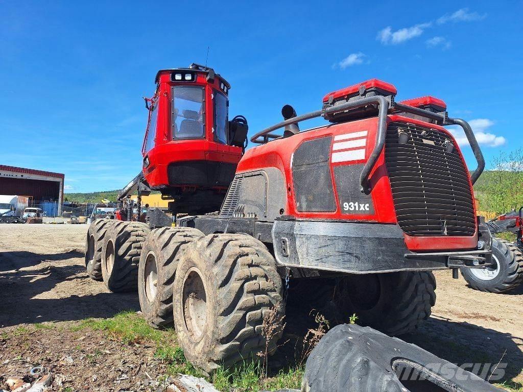 Komatsu 931XC Harvesterit