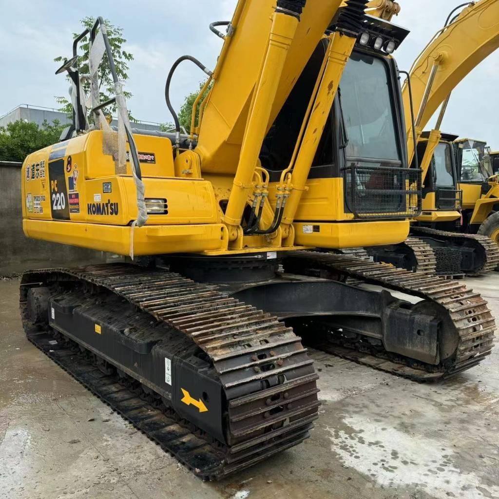 Komatsu PC 220-8 Telakaivukoneet