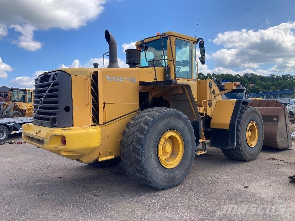 Volvo L 180 E Pyöräkuormaajat