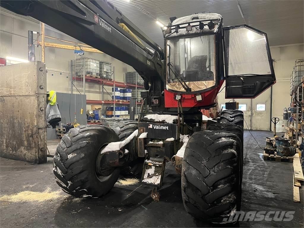 Valmet 911.3 Harvesterit