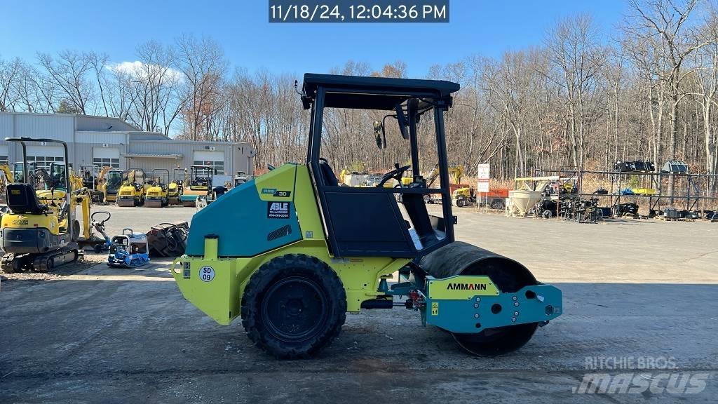 Ammann ARS 30 Yksivalssijyrät