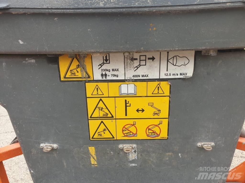JLG 400 S Teleskooppipuominostimet