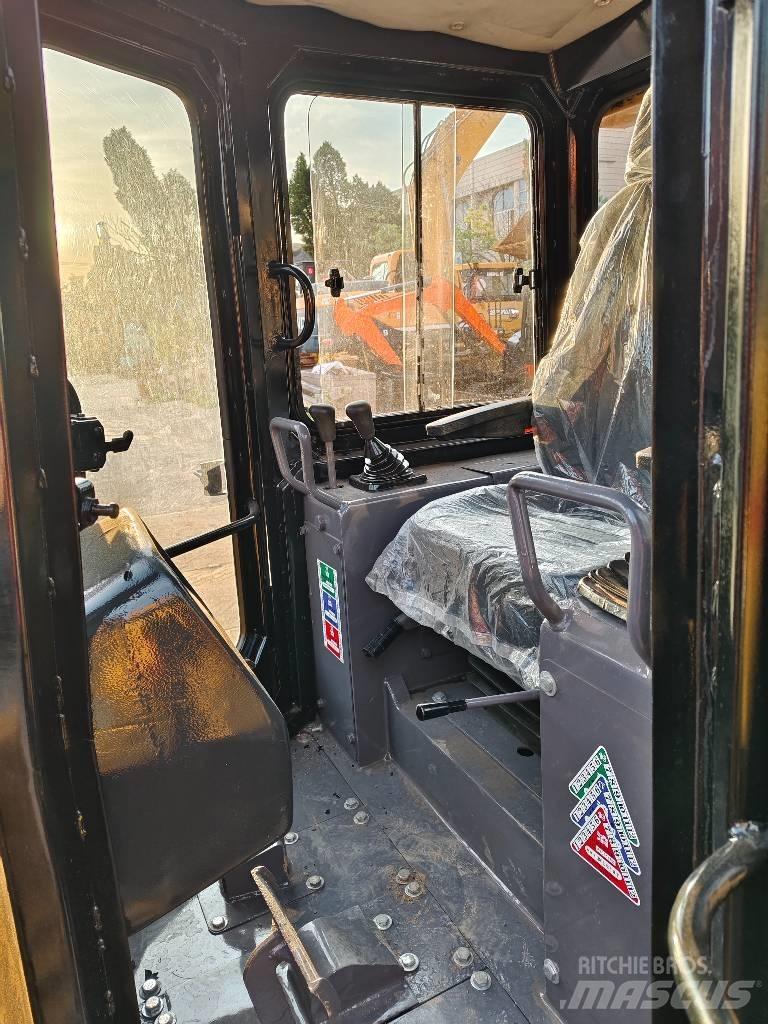 CAT D 5 K Telaketjupuskutraktorit