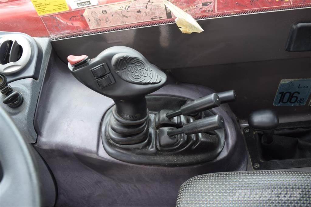 Manitou MT1440 Teleskooppipuominostimet