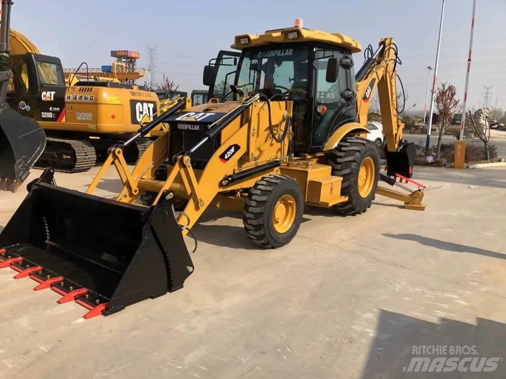CAT 420 F Kaivurikuormaajat
