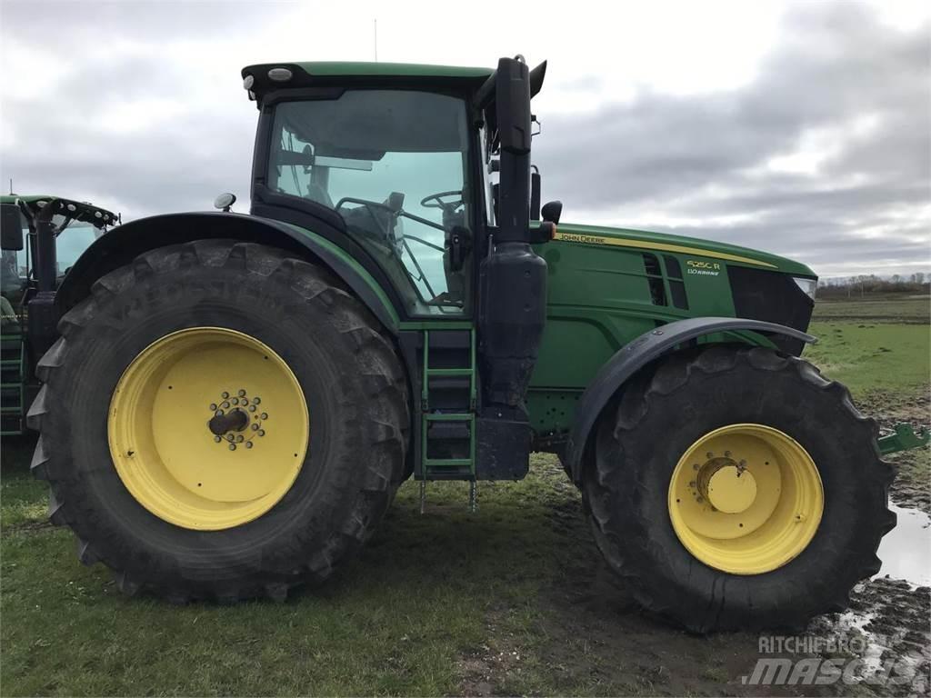 John Deere 6250R Traktorit