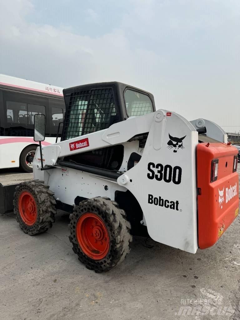 Bobcat S 300 Liukuohjatut kuormaajat