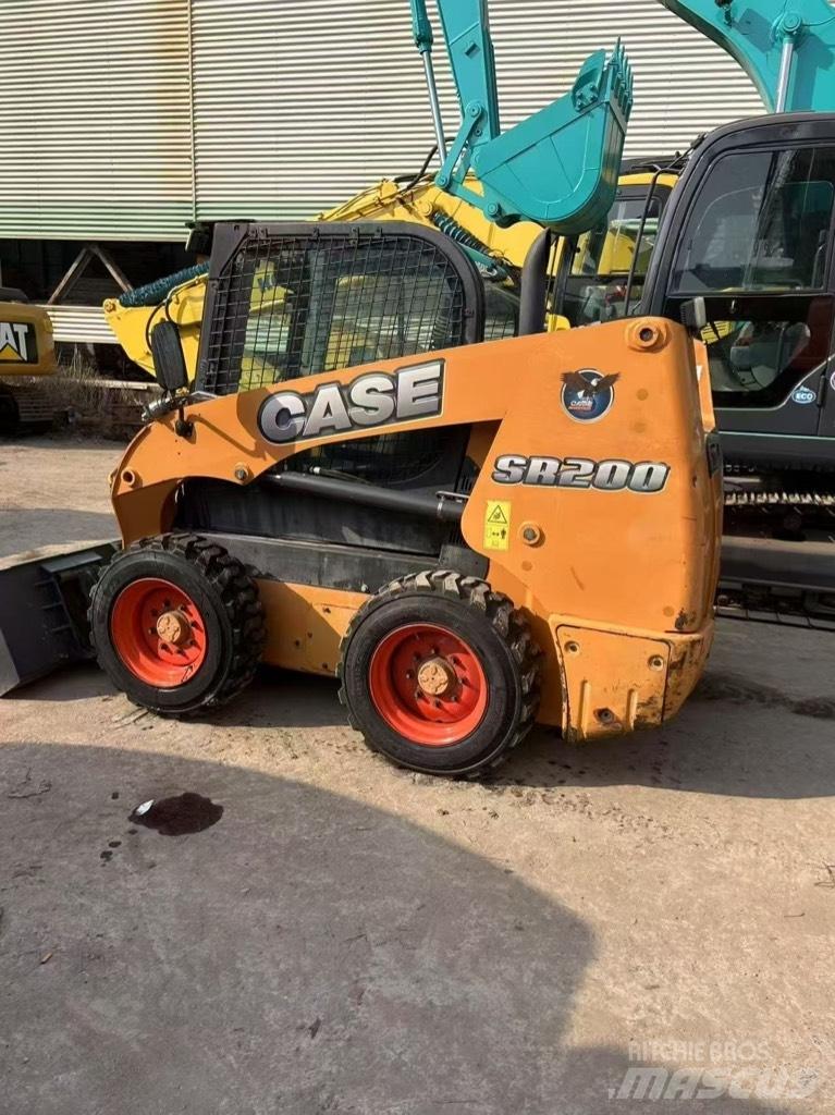 CASE SR 200 Liukuohjatut kuormaajat