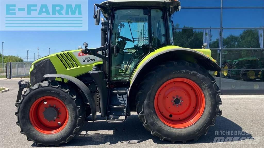 CLAAS ARION 530 Traktorit